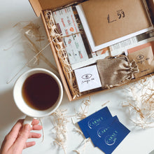 Charger l'image dans la galerie, Boite surprise de lecture - Leslie et Coco