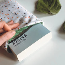 Charger l'image dans la galerie, Pochette de livre au thème d'automne - idée cadeau de lecture